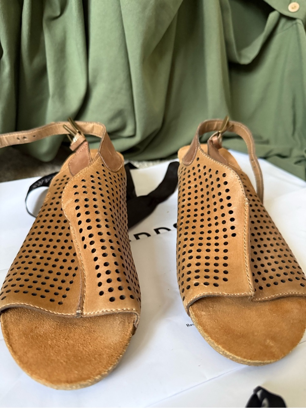 Josef Seibel Tan Perforated Open-Toe Slingback Sandals sz 10